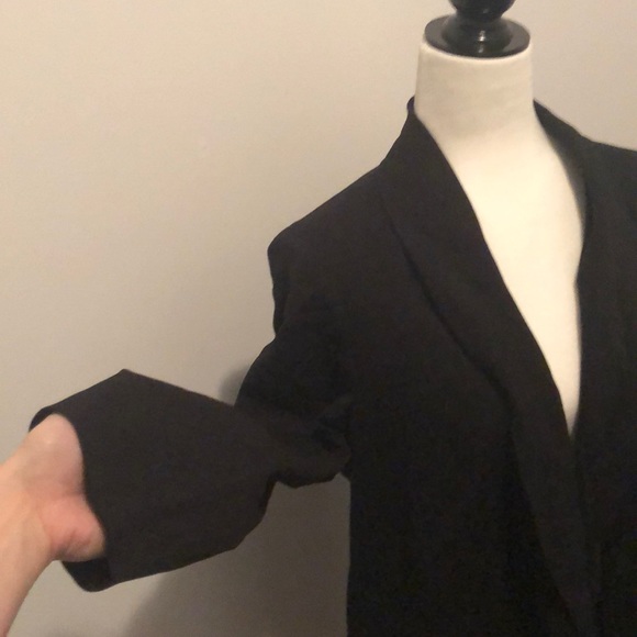 Boyfriend cut blazer - Picture 2 of 6